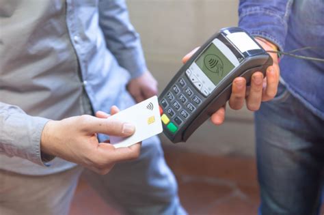 contactless payments in the Philippines